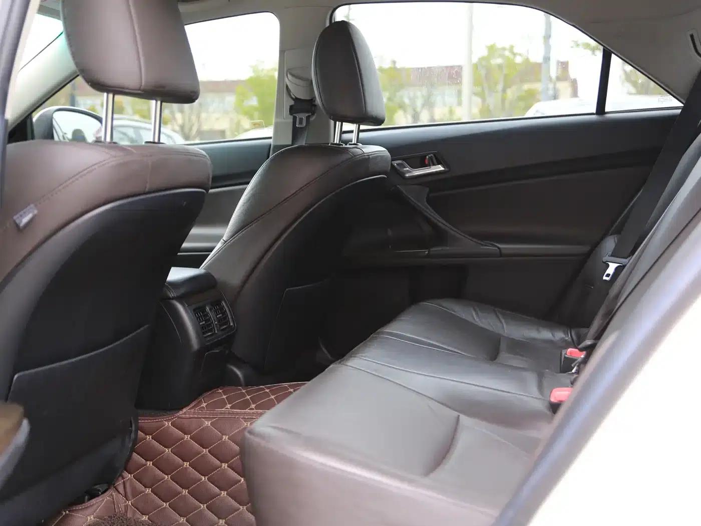 Reiz 2013 2.5V Elite Edition — миниатюра 14