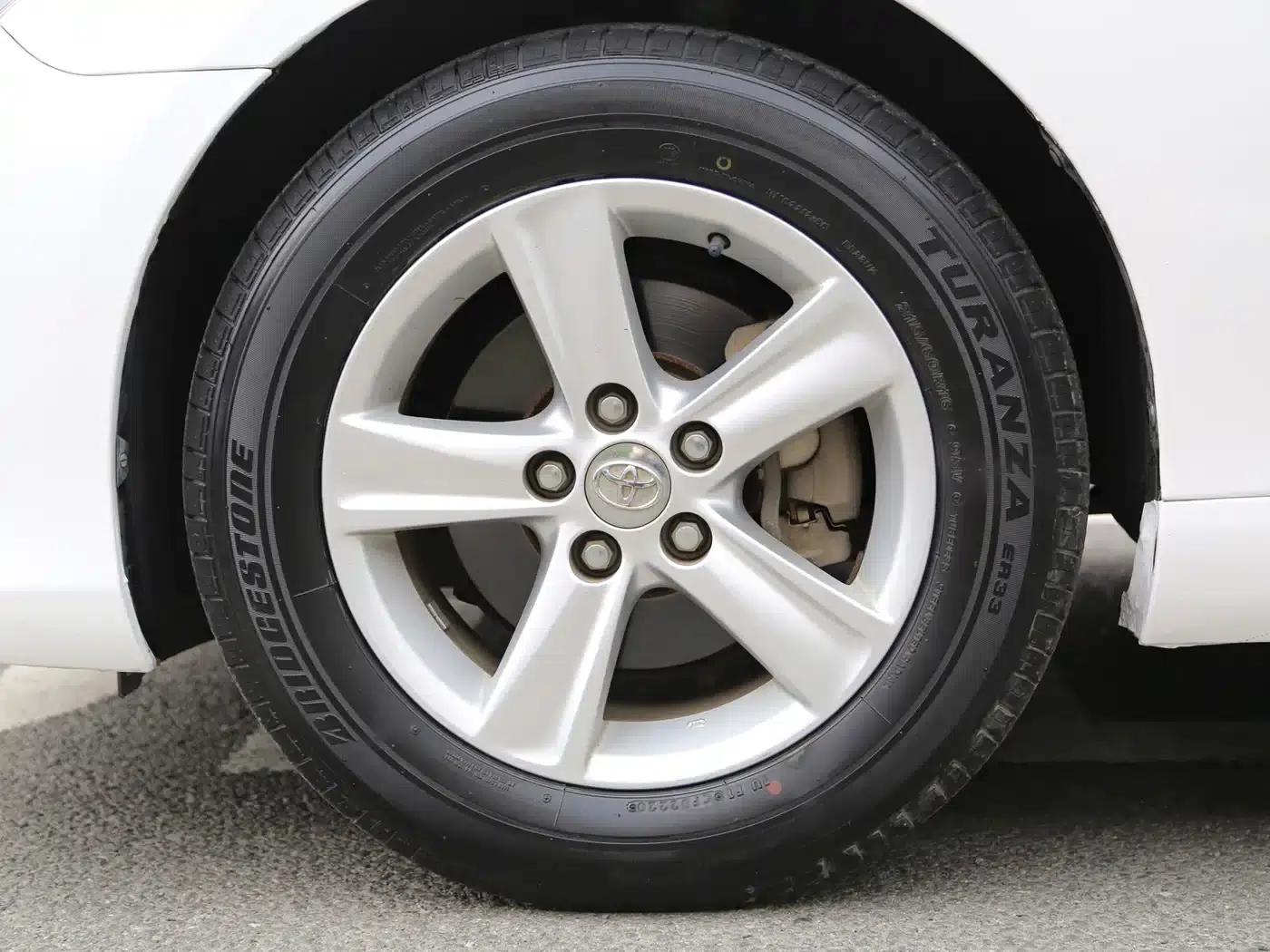 Reiz 2013 2.5V Elite Edition — миниатюра 17