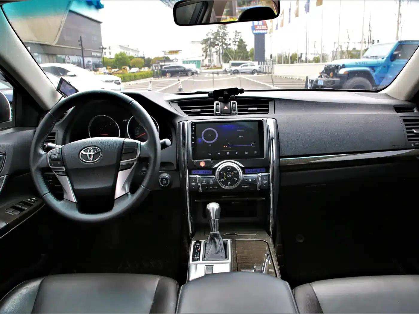 Reiz 2013 2.5V Elite Edition — миниатюра 4