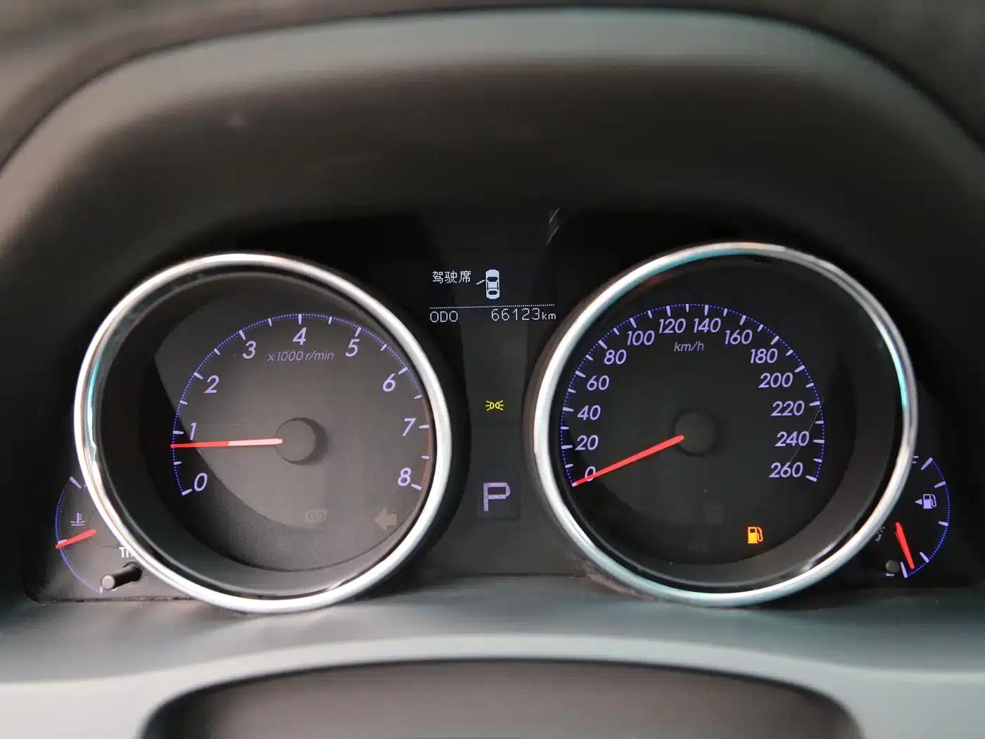 Reiz 2013 2.5V Elite Edition — миниатюра 6