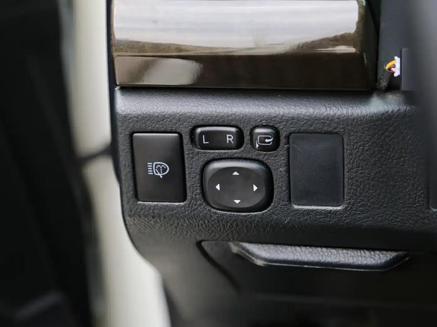 Reiz 2013 2.5V Elite Edition — миниатюра 10