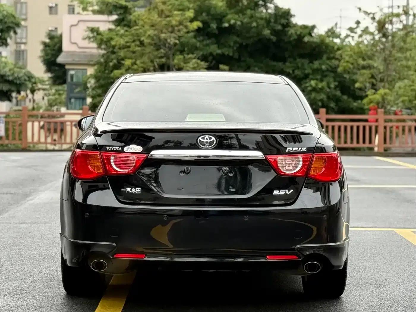 Reiz 2012 2.5V Elegant Elite Edition — миниатюра 7
