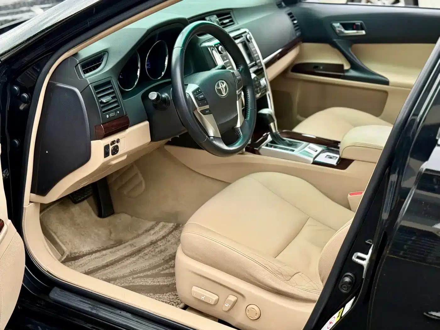 Reiz 2012 2.5V Elegant Elite Edition — миниатюра 9