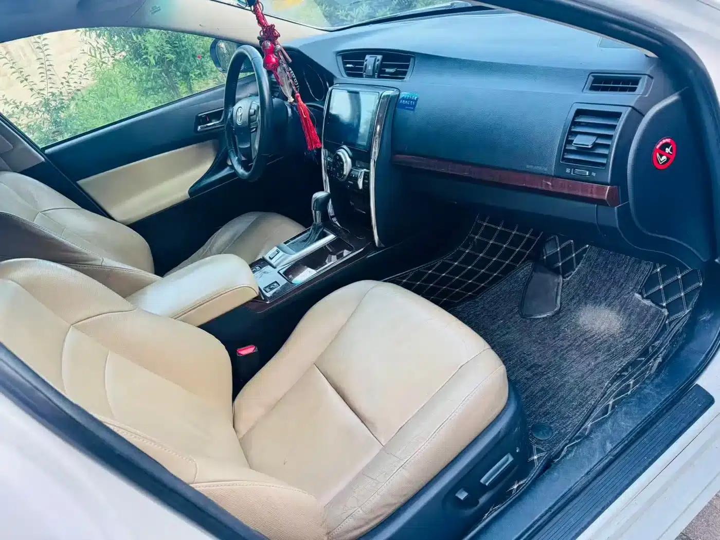 Reiz 2013 2.5V Elite Edition — миниатюра 4