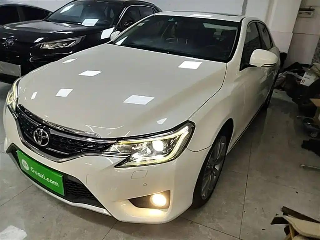 Reiz 2013 2.5V Premium Edition — миниатюра 2