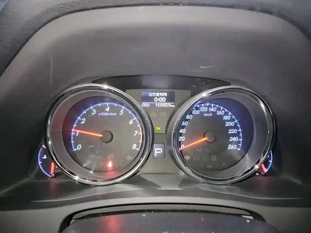 Reiz 2013 2.5V Premium Edition — миниатюра 12