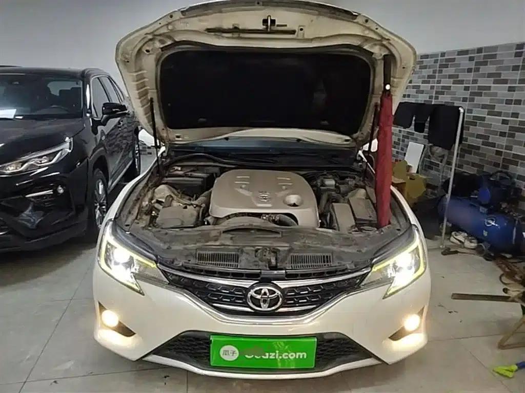 Reiz 2013 2.5V Premium Edition — миниатюра 20