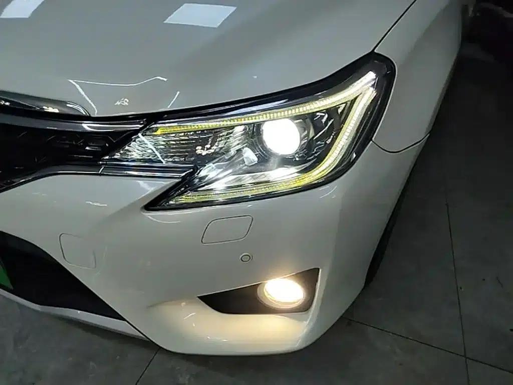 Reiz 2013 2.5V Premium Edition — миниатюра 24
