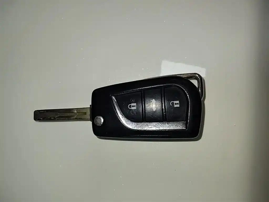 Reiz 2013 2.5V Premium Edition — миниатюра 9