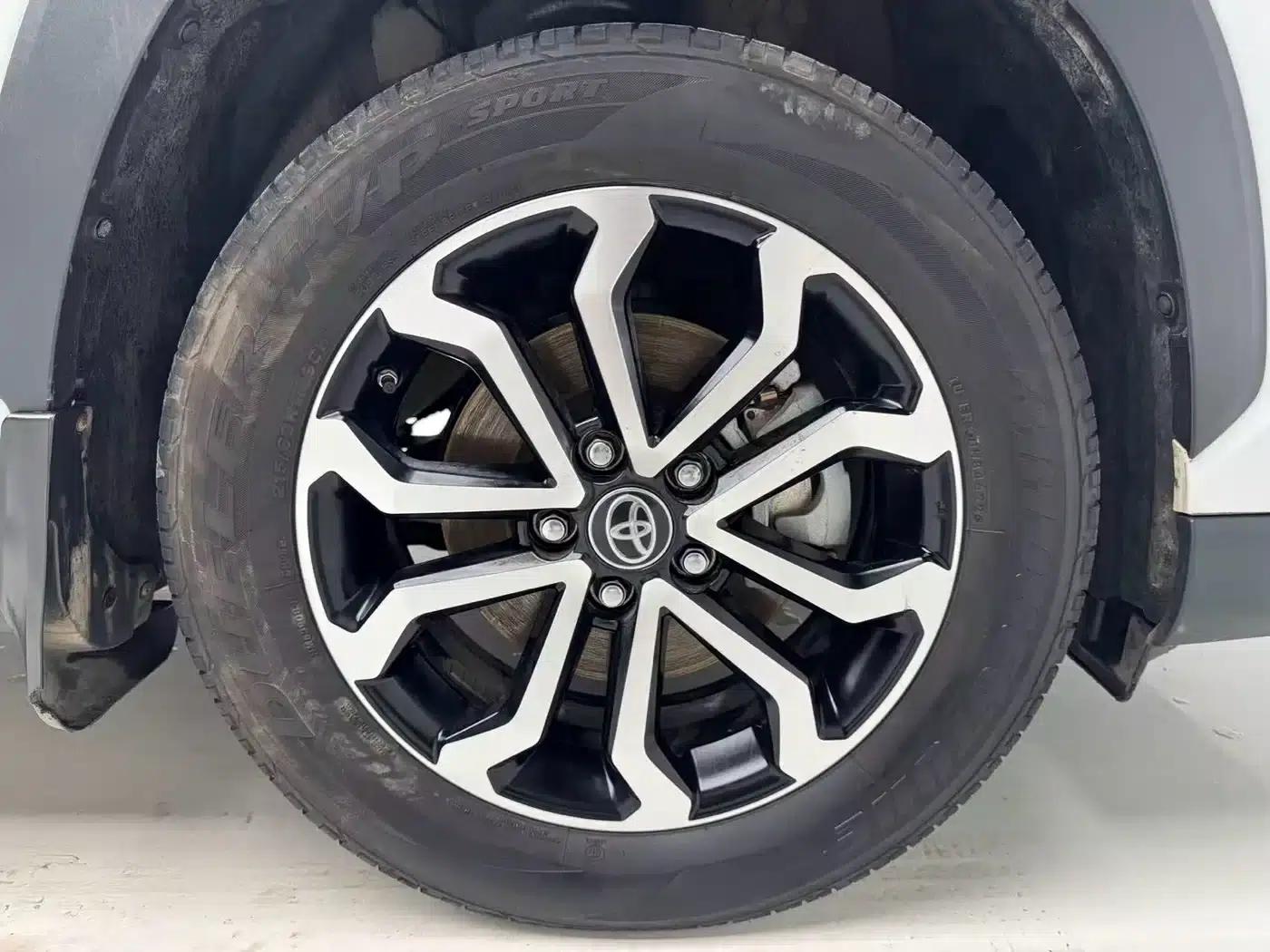 Fenglanda 2023 2.0L CVT Luxury Edition — миниатюра 8