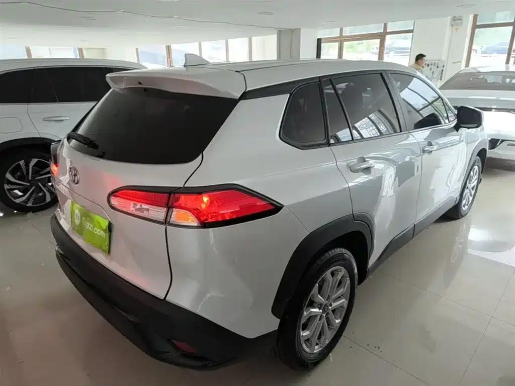 Fenglanda 2022 2.0L CVT Leading Edition — миниатюра 7