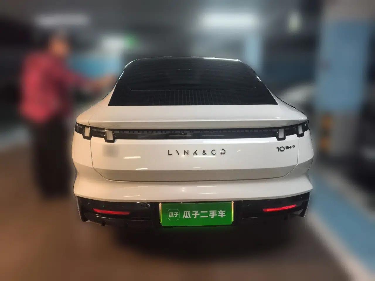 Lynk & Co 10 EM-P 2025 Model 240 Four-Wheel Drive Ultra — миниатюра 5