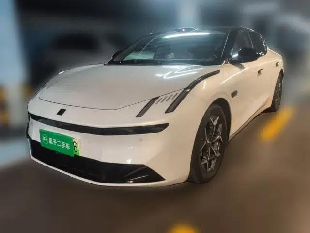 Lynk & Co 10 EM-P 2025 Model 240 Four-Wheel Drive Ultra