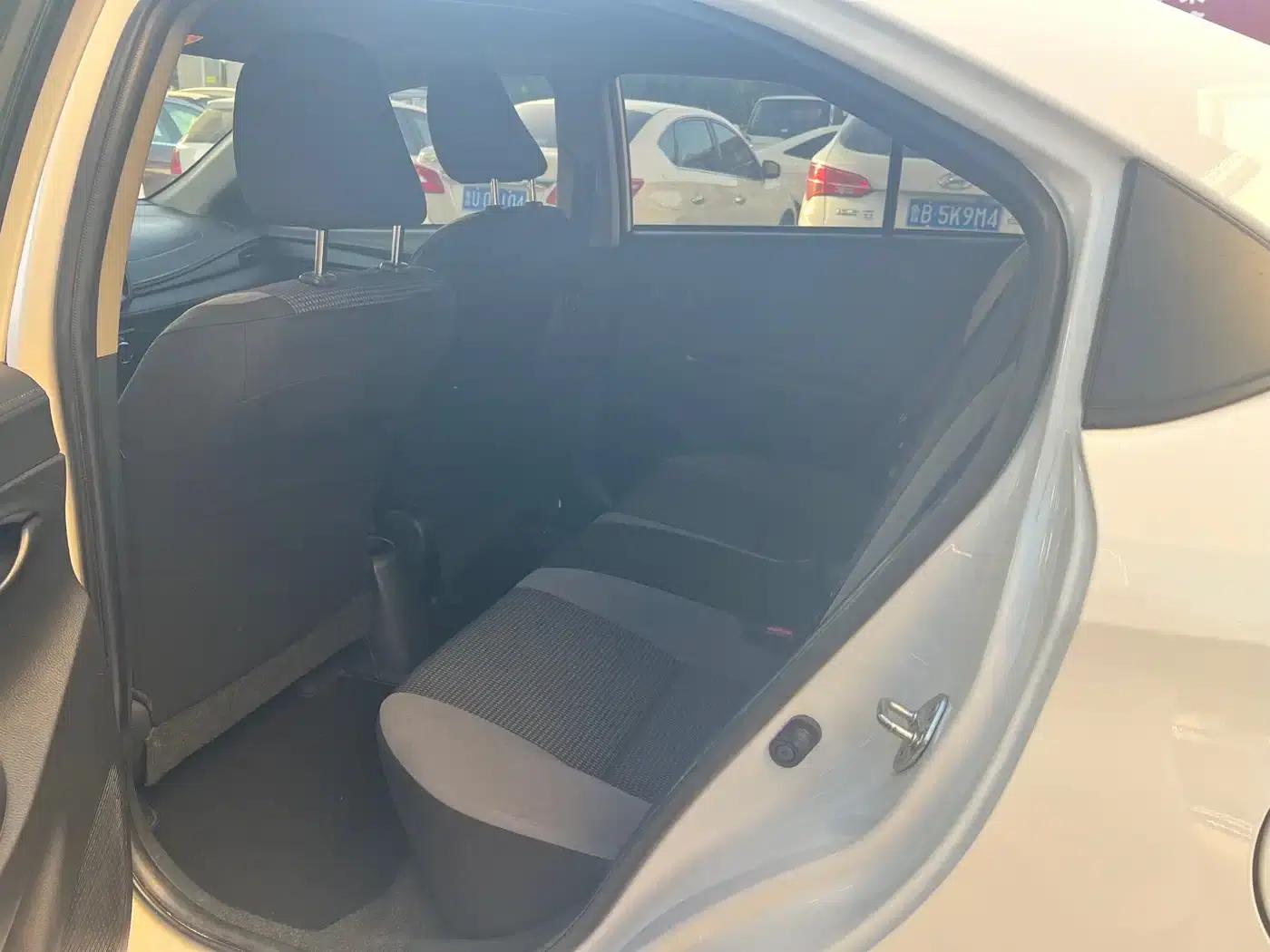 Vios 2021 1.5L CVT Adventure Edition — миниатюра 8