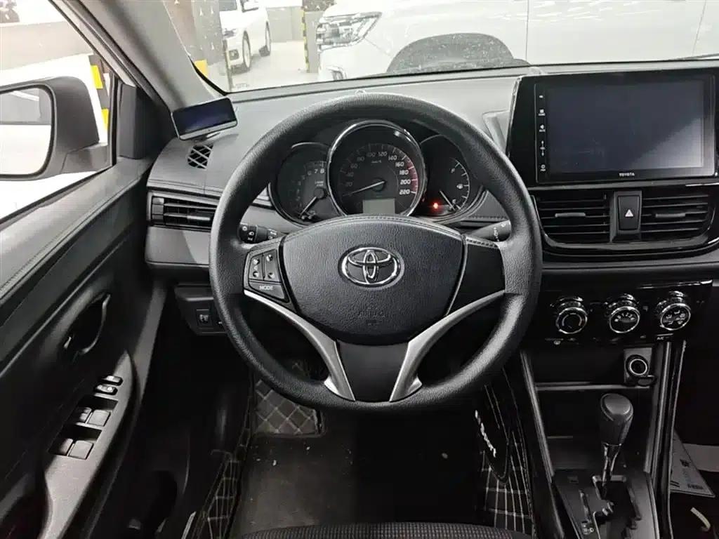 Vios 2021 1.5L CVT Adventure Edition — миниатюра 17