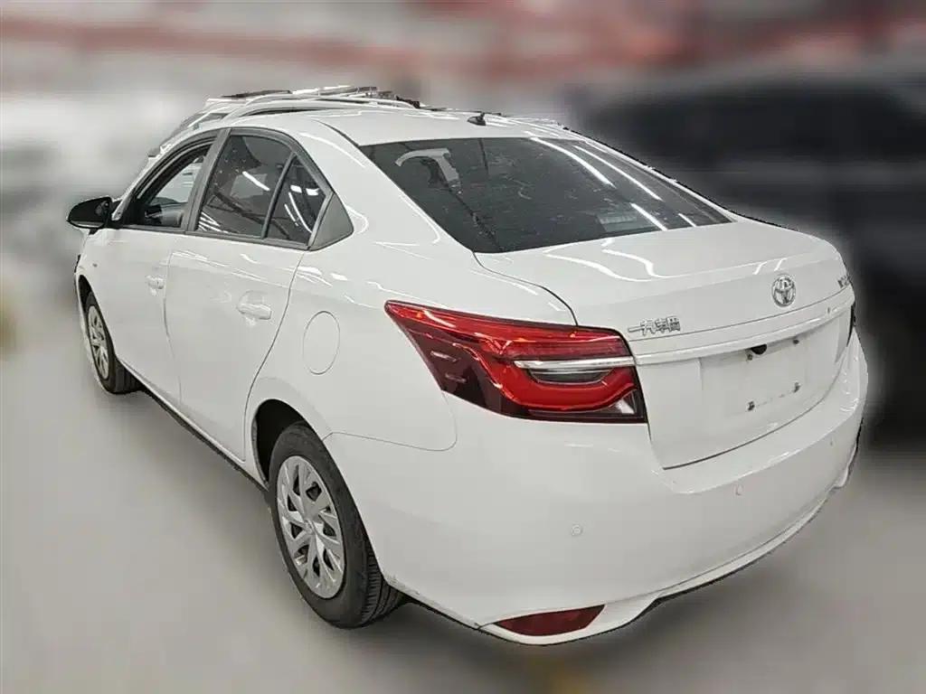 Vios 2021 1.5L CVT Adventure Edition — миниатюра 9