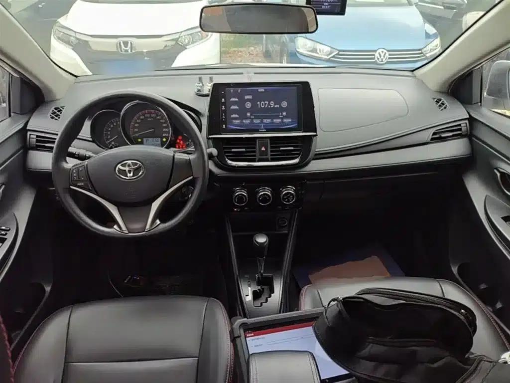 Vios 2021 1.5L CVT Adventure Edition — миниатюра 10