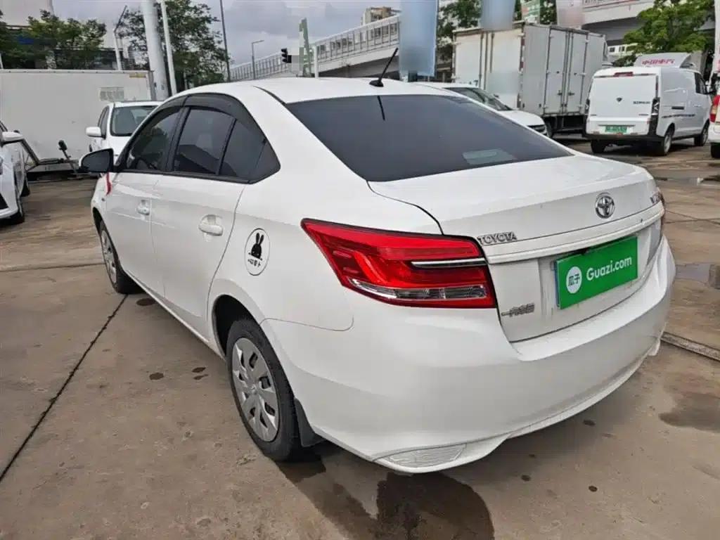 Vios 2017 1.5L CVT Adventure Edition — миниатюра 5