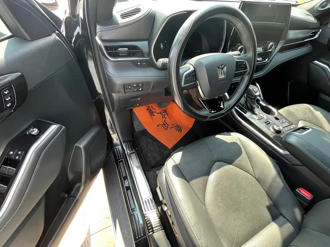 Crown Land Cruiser 2022 2.0T 4WD Supreme Edition — миниатюра 9