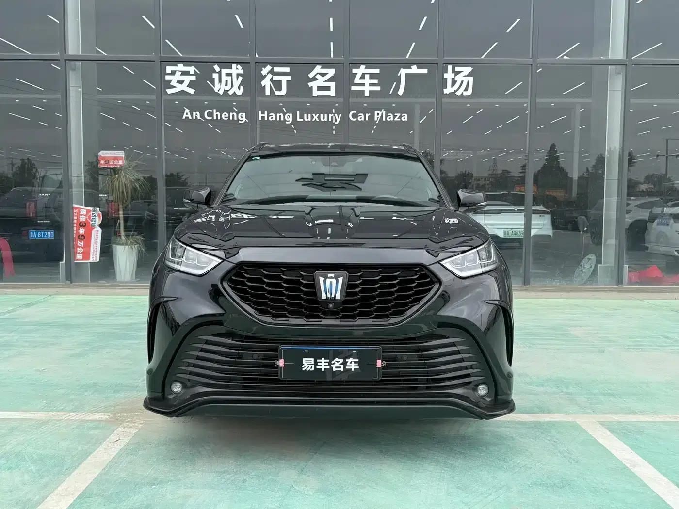 Crown Land Cruiser 2021 2.5L HEV 4WD Flagship Edition — миниатюра 2