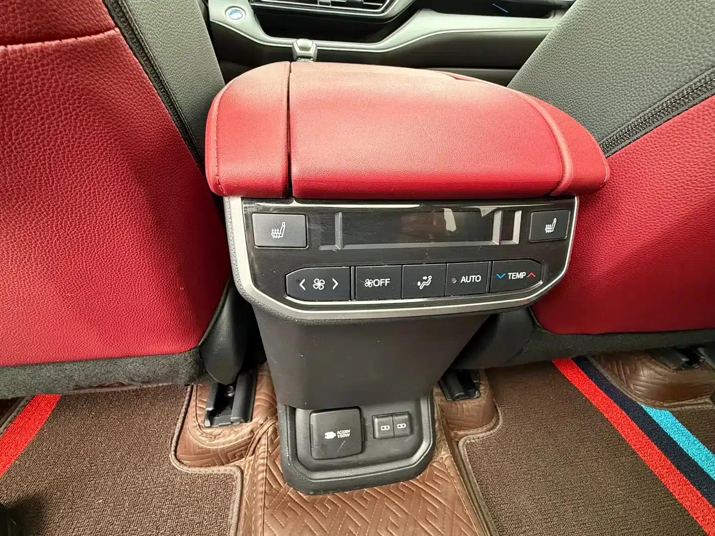 Crown Land Cruiser 2021 2.5L HEV 4WD Flagship Edition — миниатюра 9