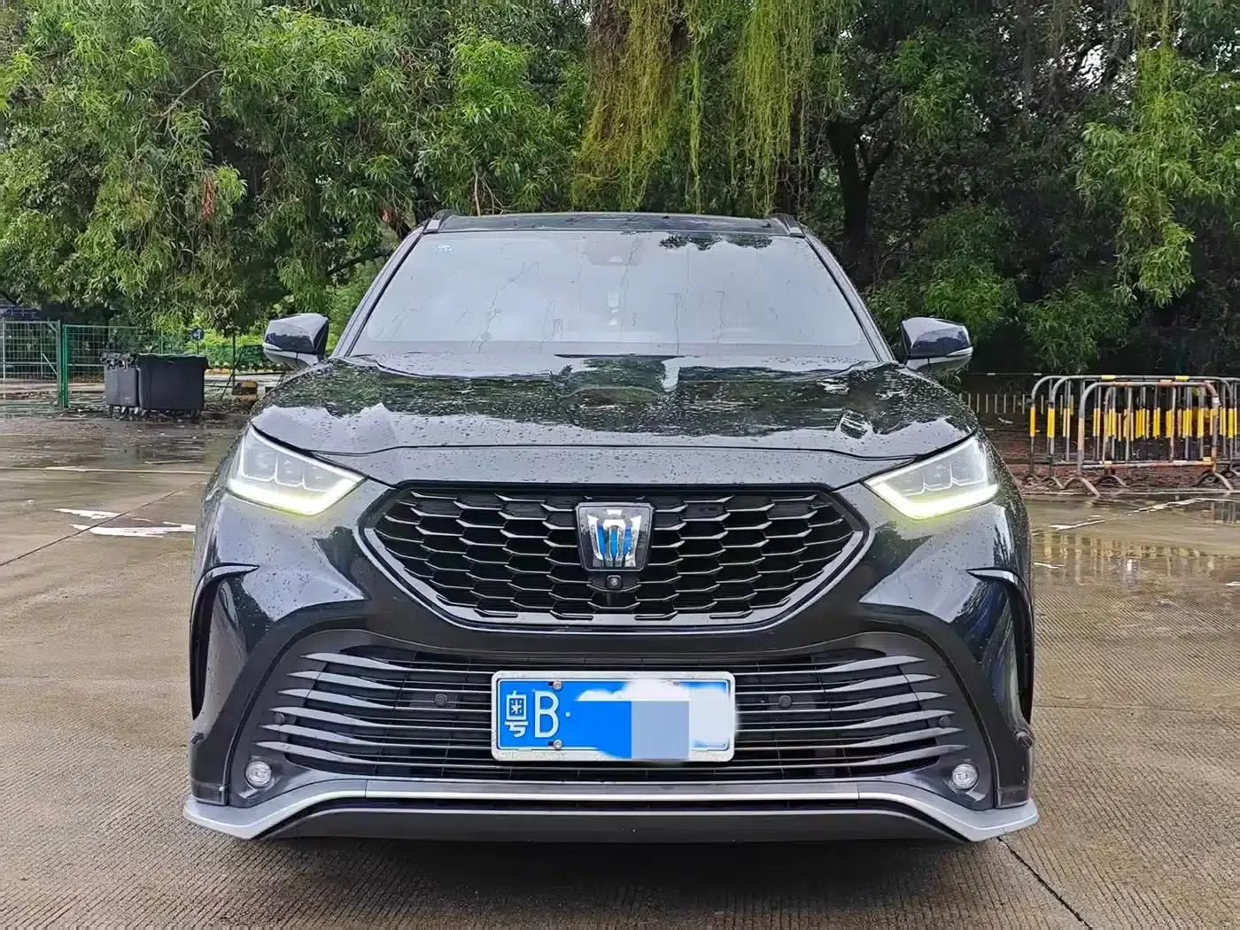 Crown Land Cruiser 2022 2.5L HEV 4WD Flagship Edition — миниатюра 2