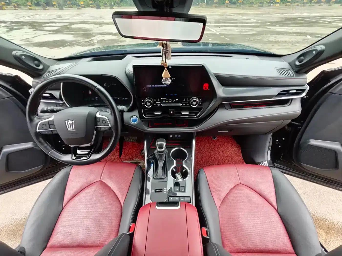 Crown Land Cruiser 2022 2.5L HEV 4WD Flagship Edition — миниатюра 9