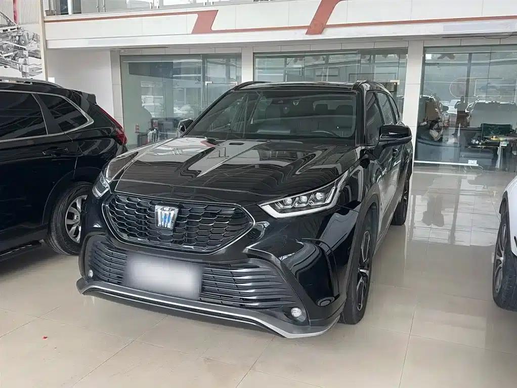 Crown Land Cruiser 2022 2.5L HEV 4WD Luxury Edition — миниатюра 12