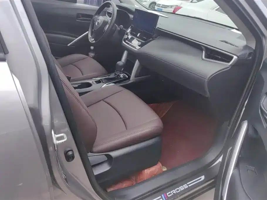 2023 Toyota Corolla Hybrid 2.0L Pioneer Edition — миниатюра 8