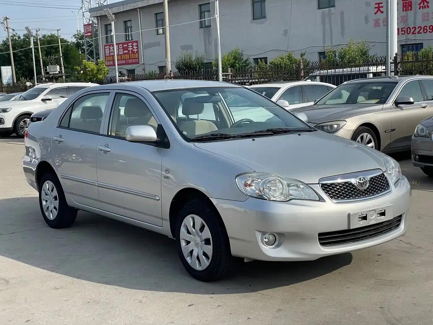 Corolla 2011 1.6L Automatic Classic Edition — миниатюра 3