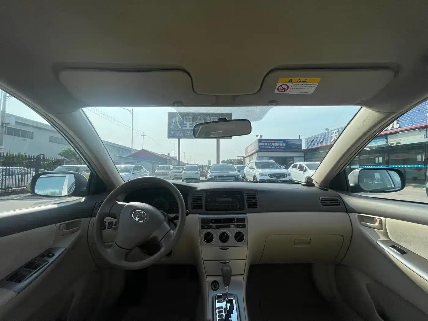Corolla 2011 1.6L Automatic Classic Edition — миниатюра 6