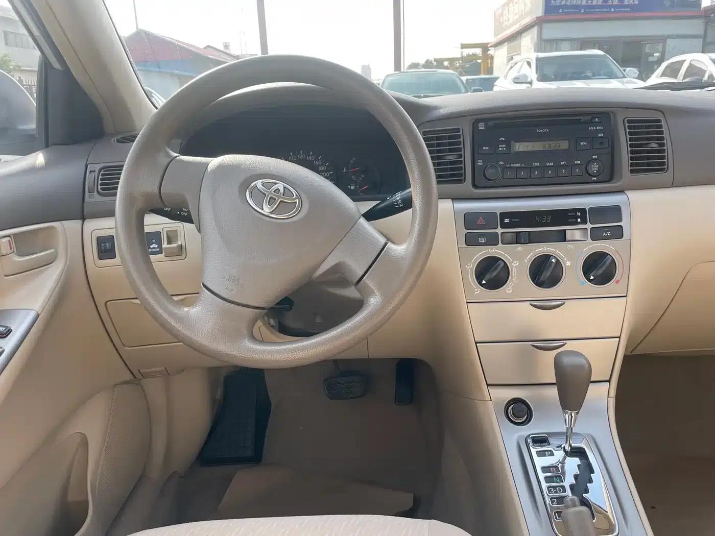 Corolla 2011 1.6L Automatic Classic Edition — миниатюра 7