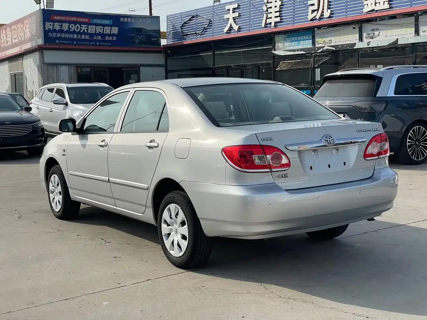 Corolla 2011 1.6L Automatic Classic Edition — миниатюра 10