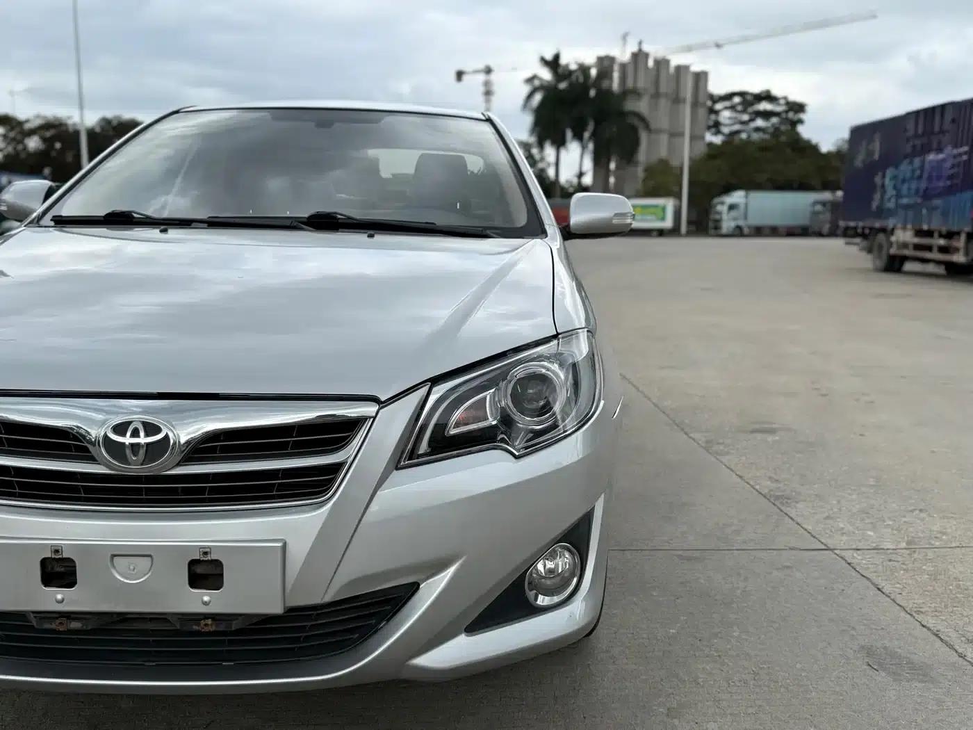 Corolla 2013 1.6L Automatic Deluxe Edition — миниатюра 14