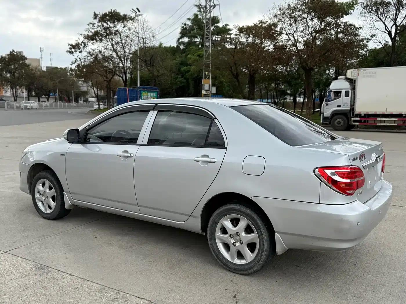 Corolla 2013 1.6L Automatic Deluxe Edition — миниатюра 7