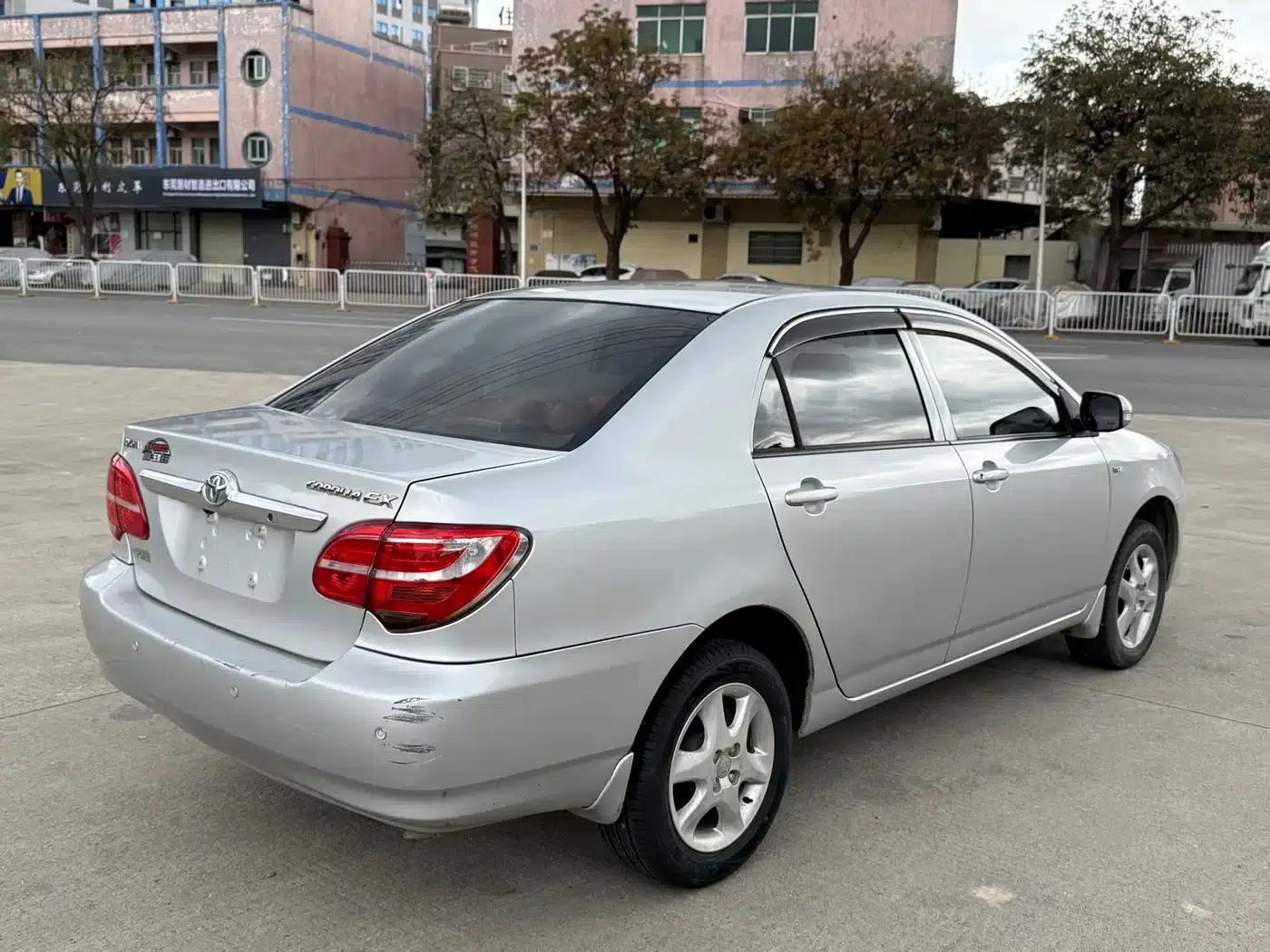 Corolla 2013 1.6L Automatic Deluxe Edition — миниатюра 9