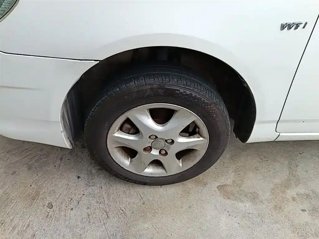 Corolla 2013 1.6L Automatic Premium Edition — миниатюра 23