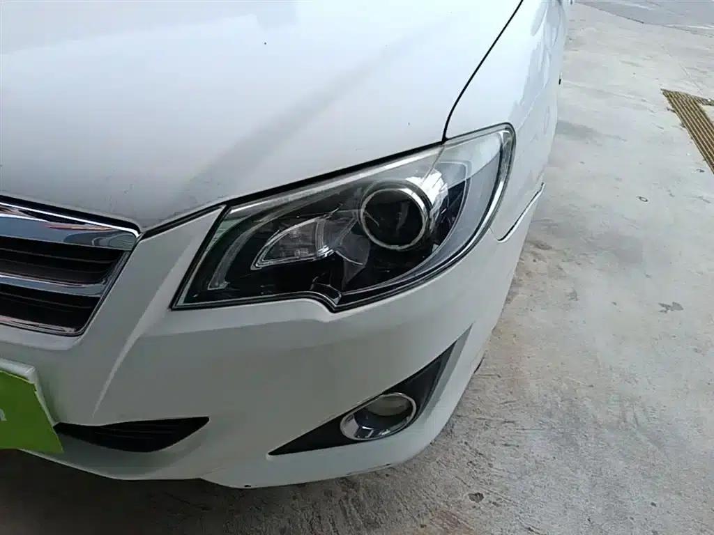 Corolla 2013 1.6L Automatic Premium Edition — миниатюра 24