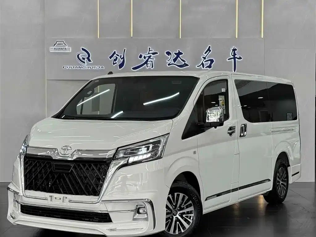 2024 HIACE 3.5L Automatic — миниатюра 1