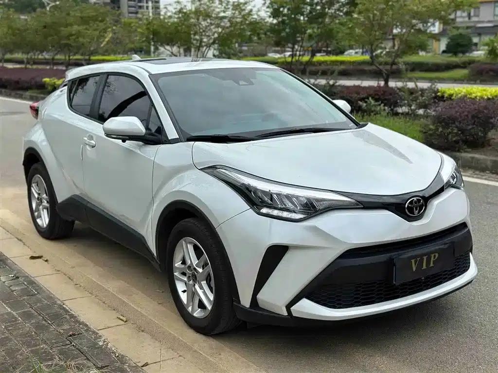 Toyota C-HR 2023 2.0L Leading Edition — миниатюра 2