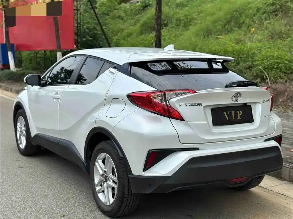 Toyota C-HR 2023 2.0L Leading Edition — миниатюра 7