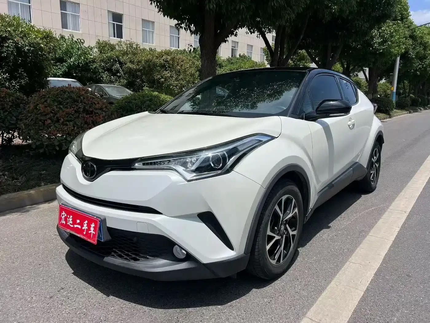 Toyota C-HR 2021 2.0L Luxury Edition — миниатюра 2