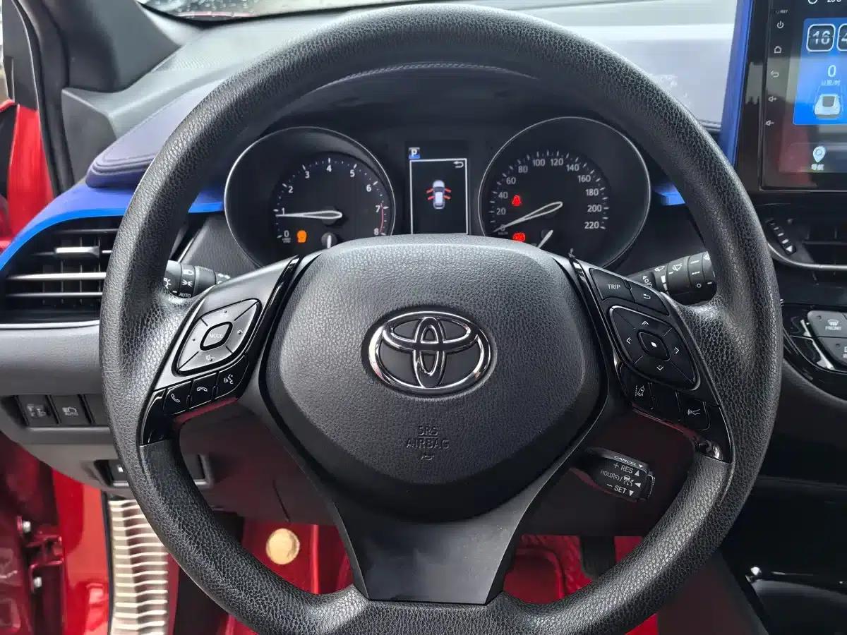 Toyota C-HR 2018 2.0L Premium Sunroof Edition (National V Emission Standard) — миниатюра 13