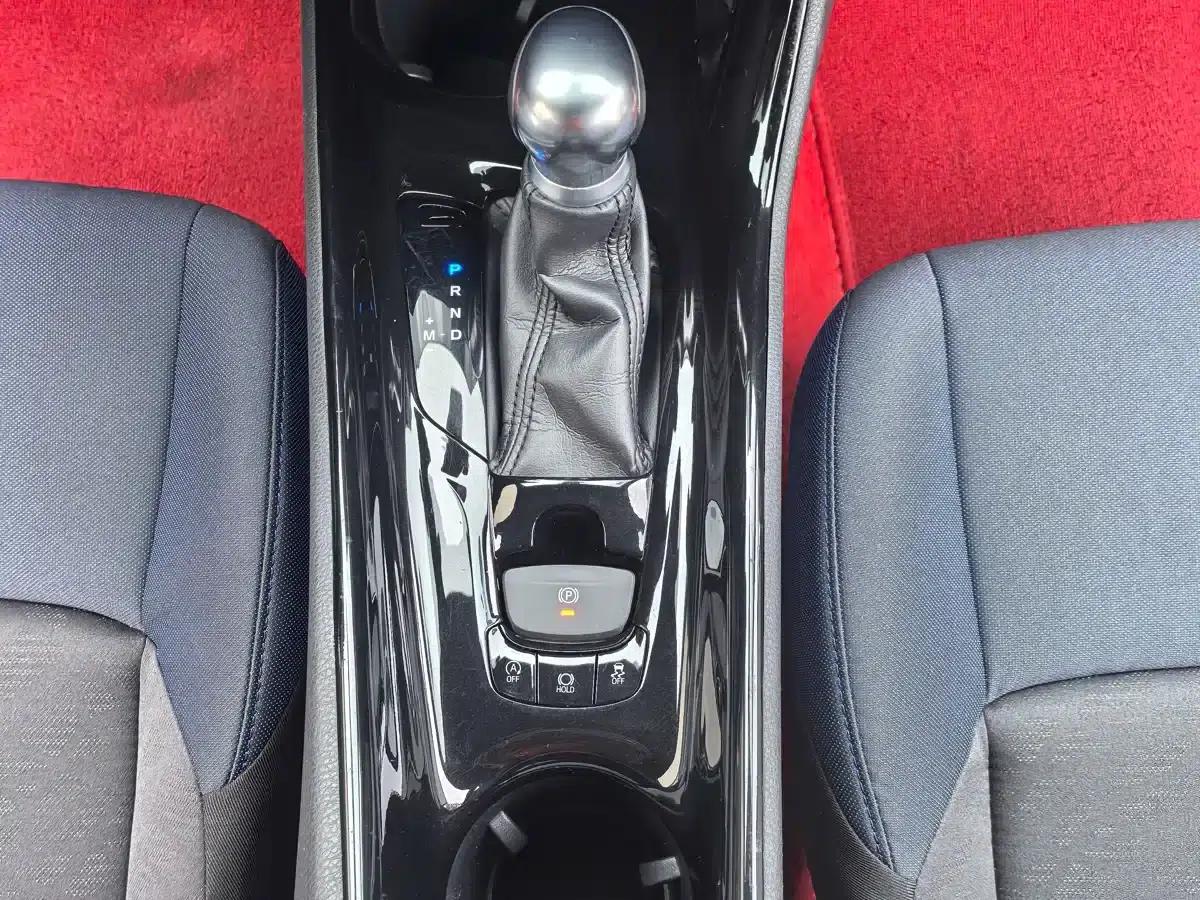 Toyota C-HR 2018 2.0L Premium Sunroof Edition (National V Emission Standard) — миниатюра 14