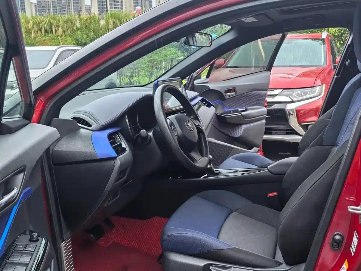 Toyota C-HR 2018 2.0L Premium Sunroof Edition (National V Emission Standard) — миниатюра 6