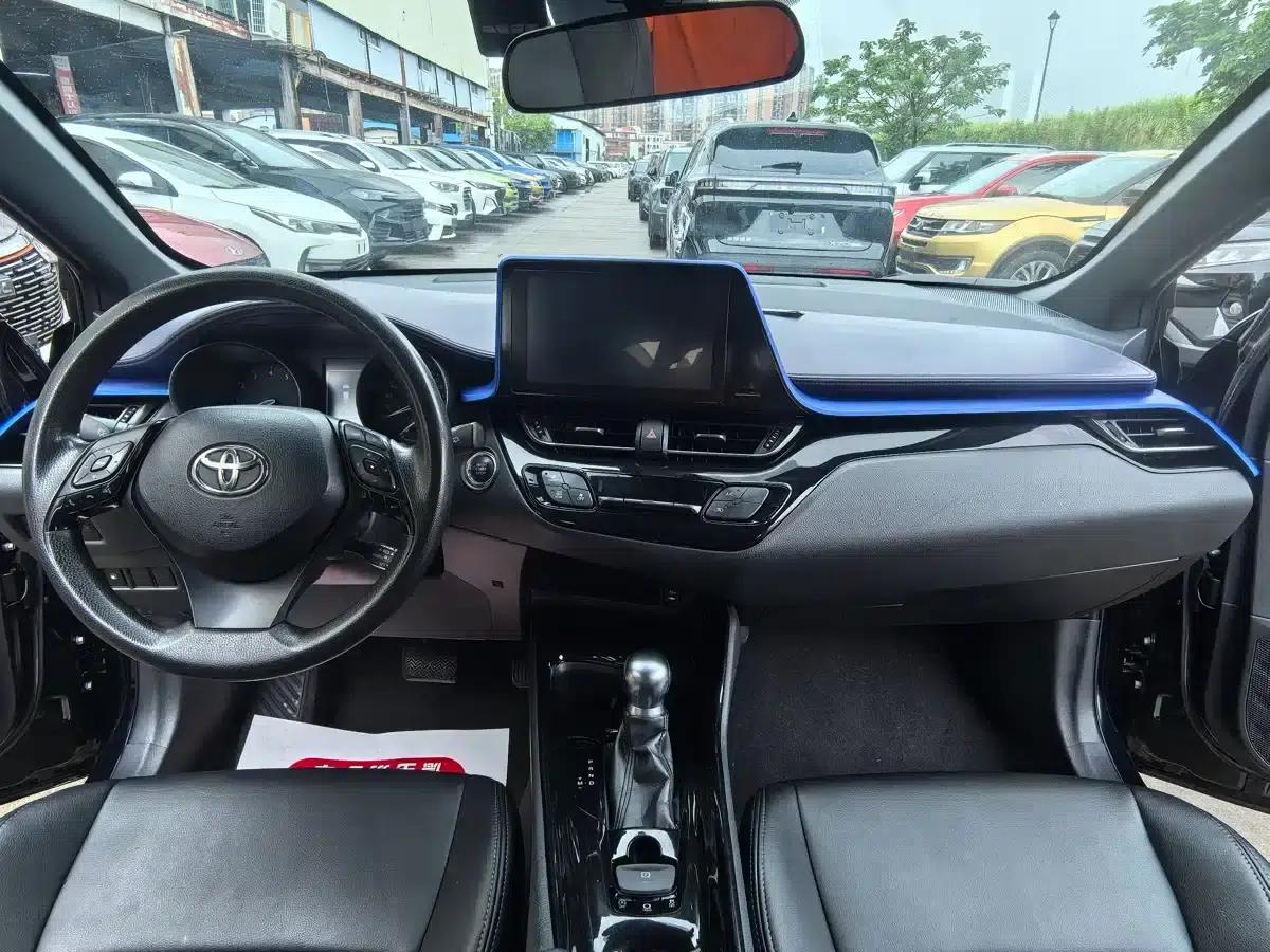 Toyota C-HR 2018 2.0L Leading Edition (National V Emission Standard) — миниатюра 12