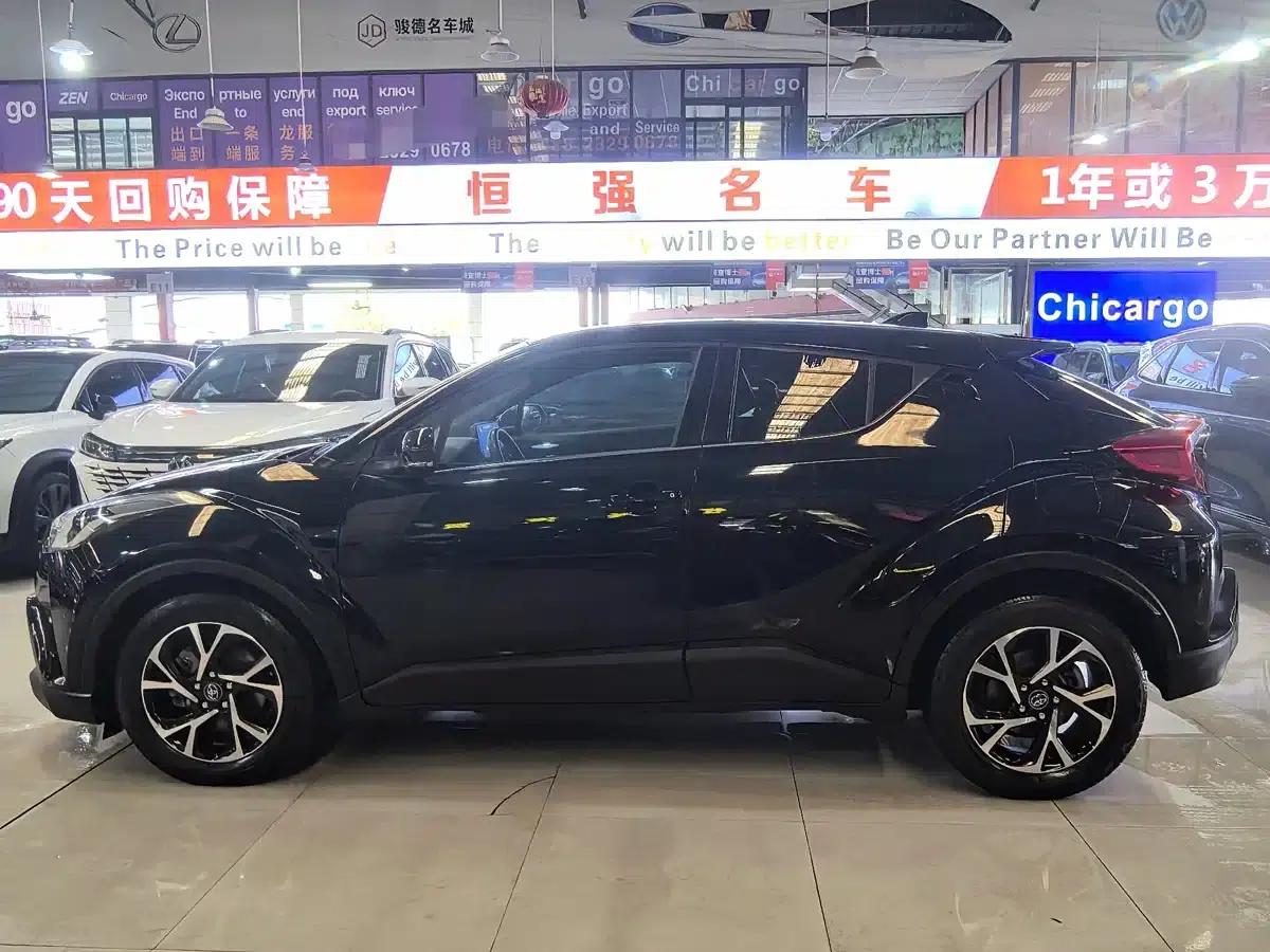 Toyota C-HR 2018 2.0L Leading Edition (National V Emission Standard) — миниатюра 3