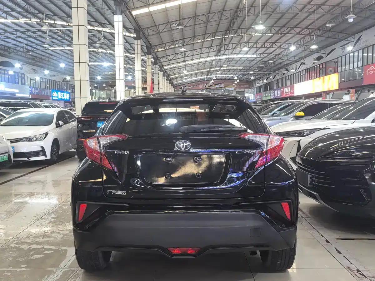 Toyota C-HR 2018 2.0L Leading Edition (National V Emission Standard) — миниатюра 5