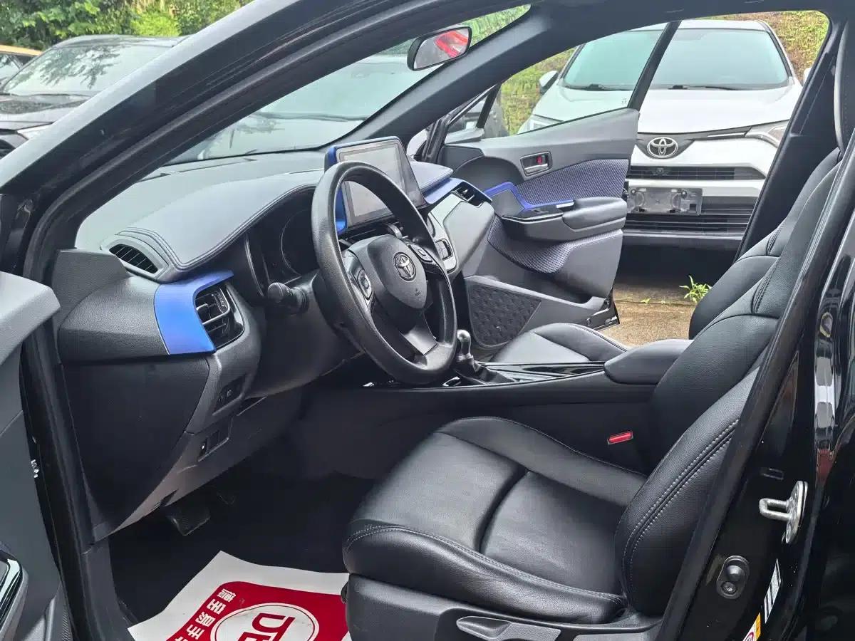 Toyota C-HR 2018 2.0L Leading Edition (National V Emission Standard) — миниатюра 6