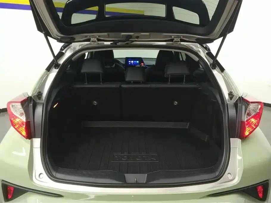 Toyota C-HR 2022 2.0L Leading Edition — миниатюра 4